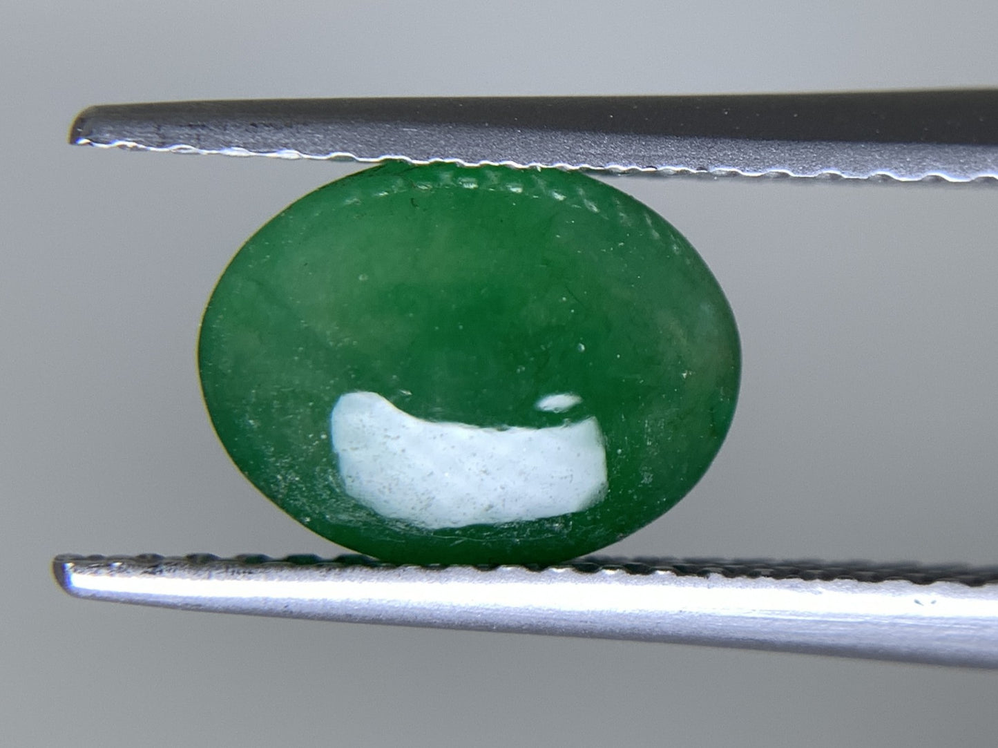 ヒスイ 翡翠  天然  2.136ct  宝石ソーティング付き  9.2㎜×7.0㎜×4.0㎜   ルース（ 裸石 ） 5351Y