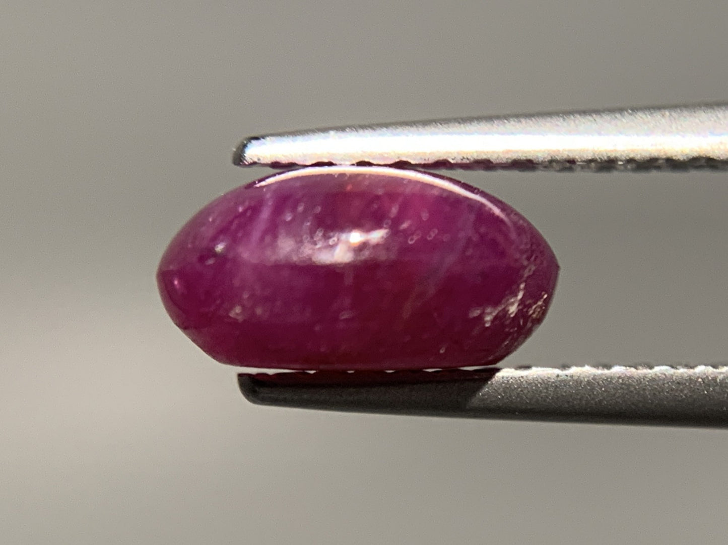 スタールビー 天然 3.156ct 宝石ソーティング付き 8.8㎜×7.0㎜×4.4㎜ ルース（ 裸石 ） 6480Y