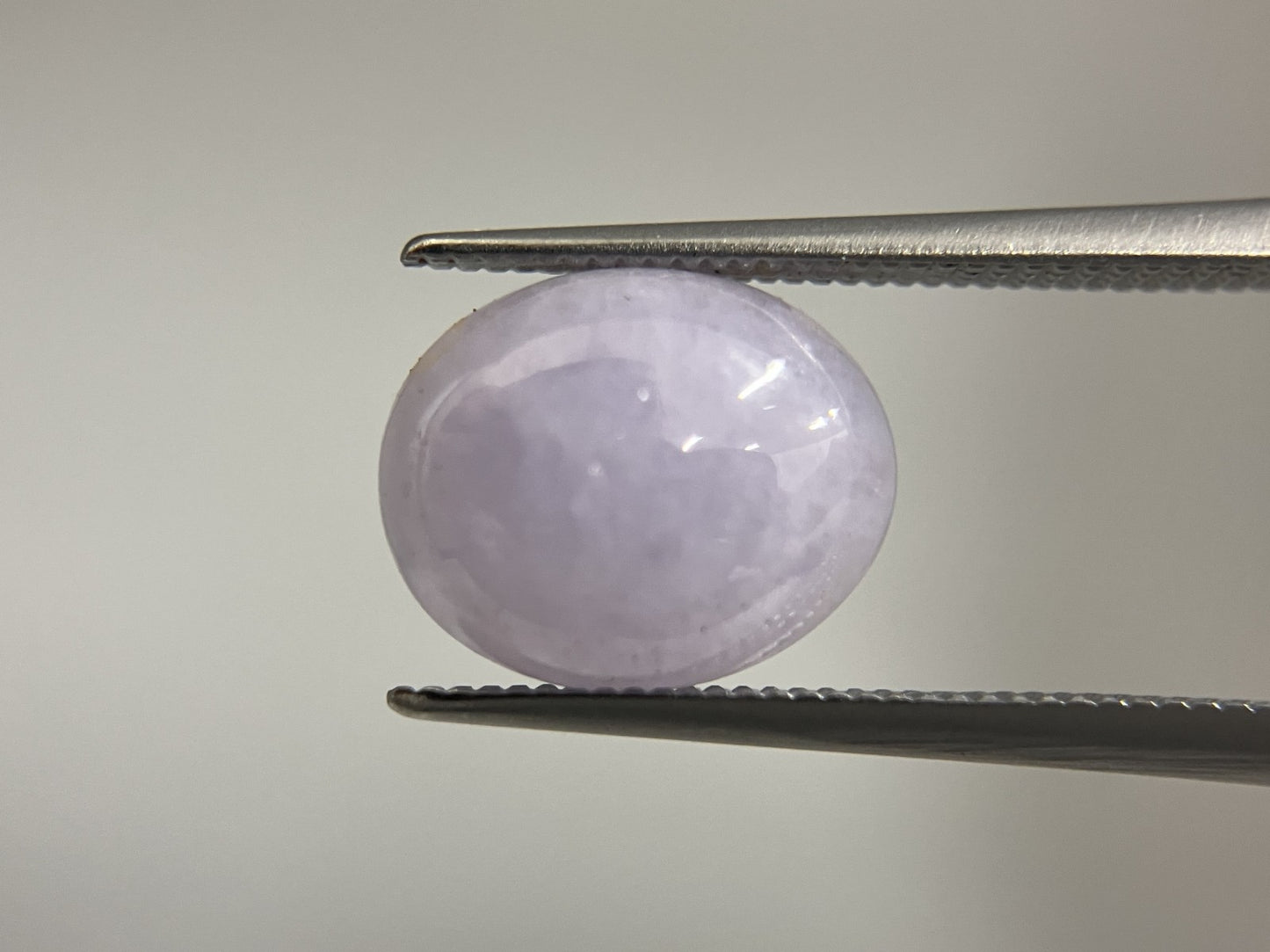 ヒスイ　翡翠　天然　 4.987ct 宝石ソーティング付き 11.1㎜×9.2㎜×5.0㎜ ルース（ 裸石 ） 3983S