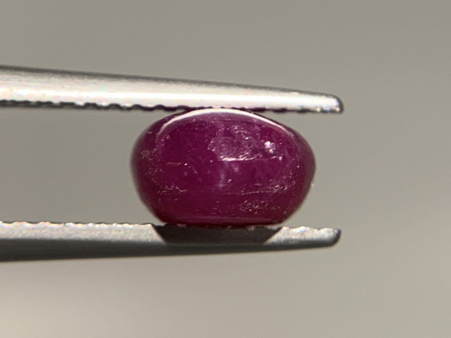スタールビー 天然 3.156ct 宝石ソーティング付き 8.8㎜×7.0㎜×4.4㎜ ルース（ 裸石 ） 6480Y