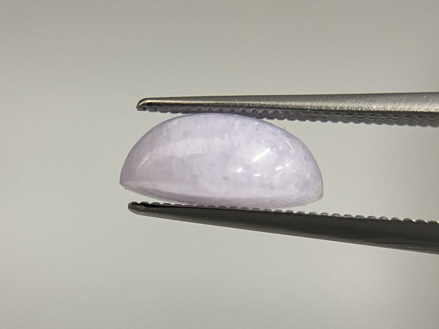 ヒスイ　翡翠　天然　 4.987ct 宝石ソーティング付き 11.1㎜×9.2㎜×5.0㎜ ルース（ 裸石 ） 3983S