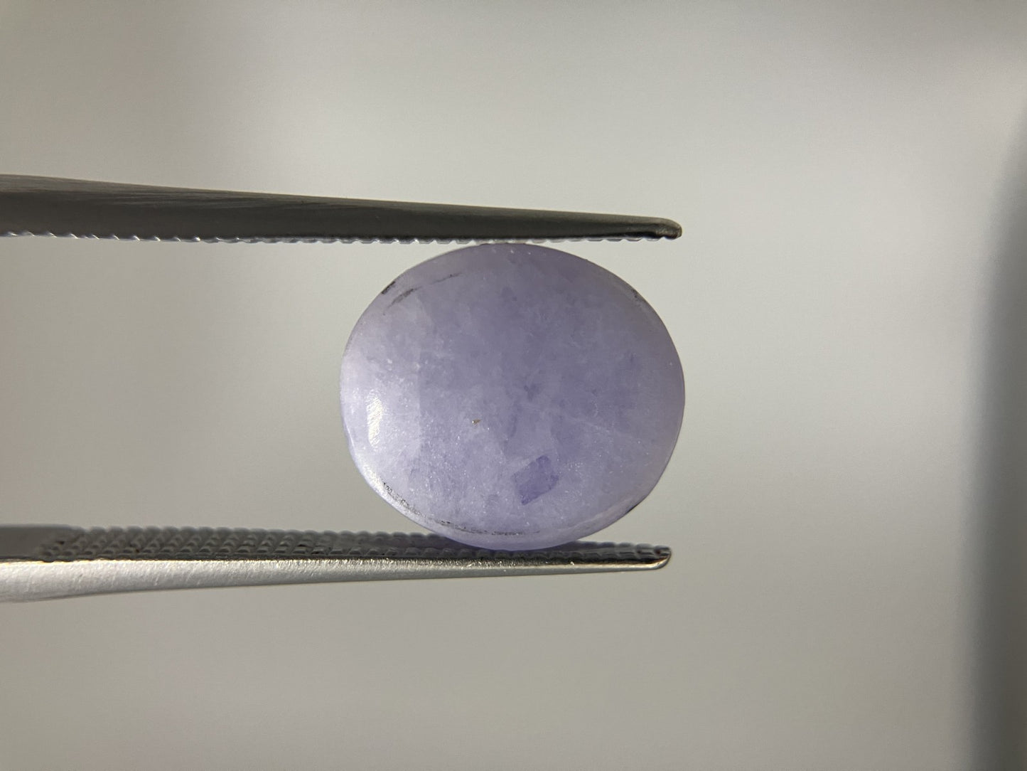 翡翠（ひすい） 7.307ct 宝石ソーティング付き 11.3㎜×10.1㎜×6.3㎜ ルース（ 裸石 ） 3777S
