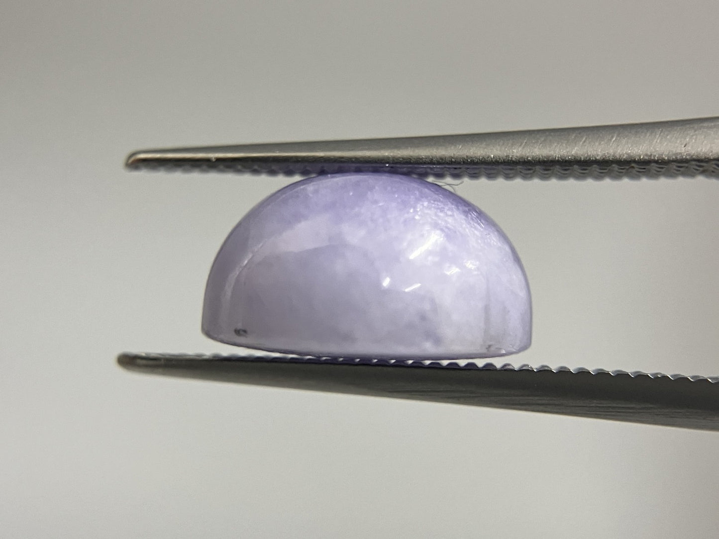 翡翠（ひすい） 7.307ct 宝石ソーティング付き 11.3㎜×10.1㎜×6.3㎜ ルース（ 裸石 ） 3777S