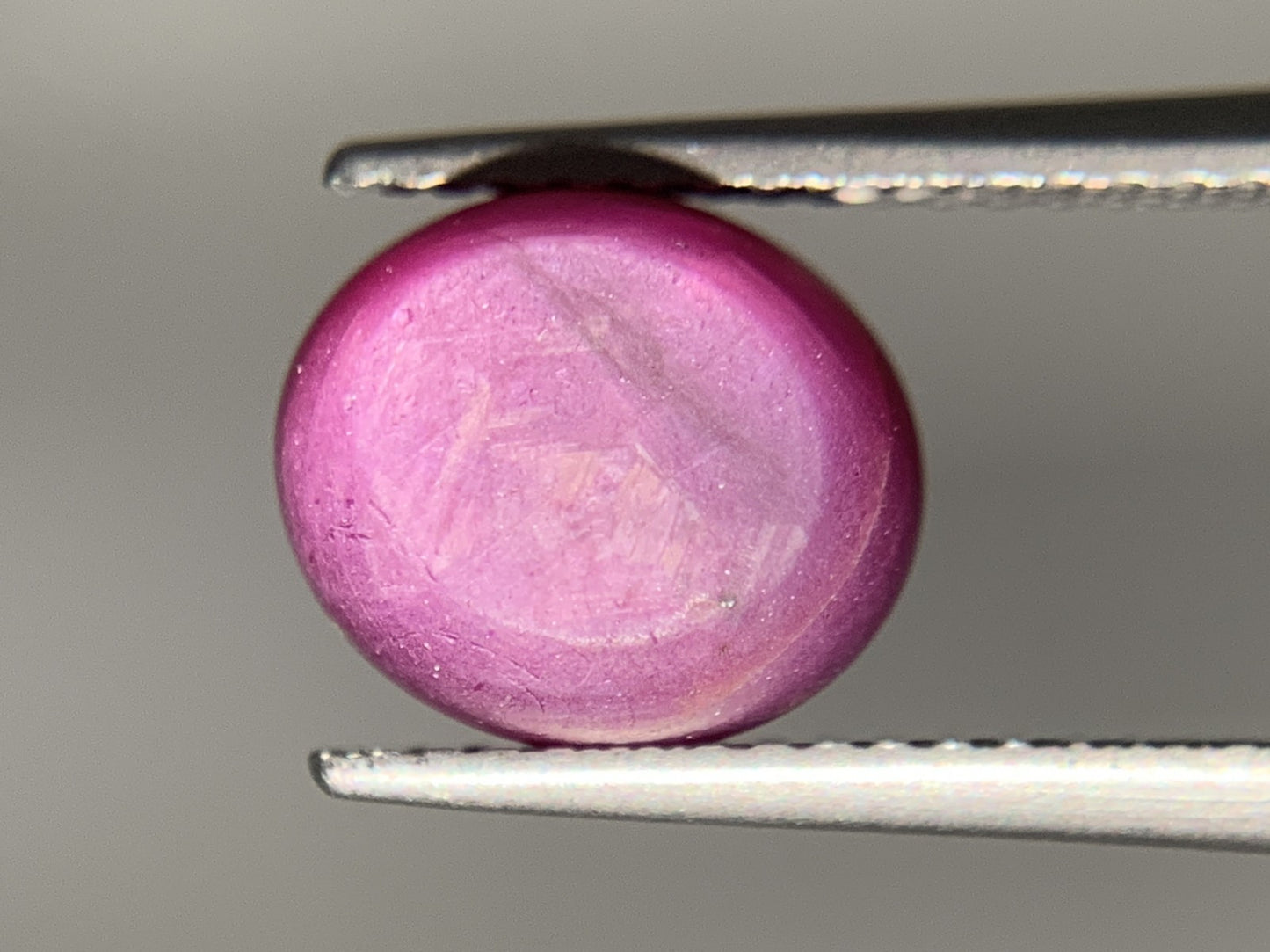 スタールビー 天然 6.085ct 宝石ソーティング付き 9.5㎜×8.1㎜×7.3㎜ ルース（ 裸石 ） 6546Y