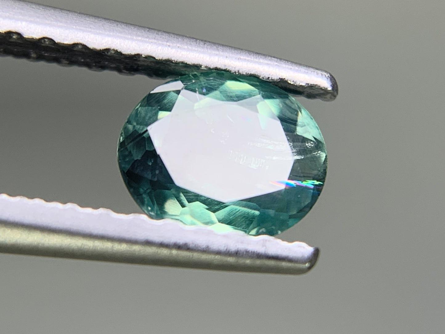クリソベリル　0.572ct　宝石ソーティング付き　5.71㎜×4.70㎜×2.49㎜　 ルース（ 裸石 ）　 1639Y