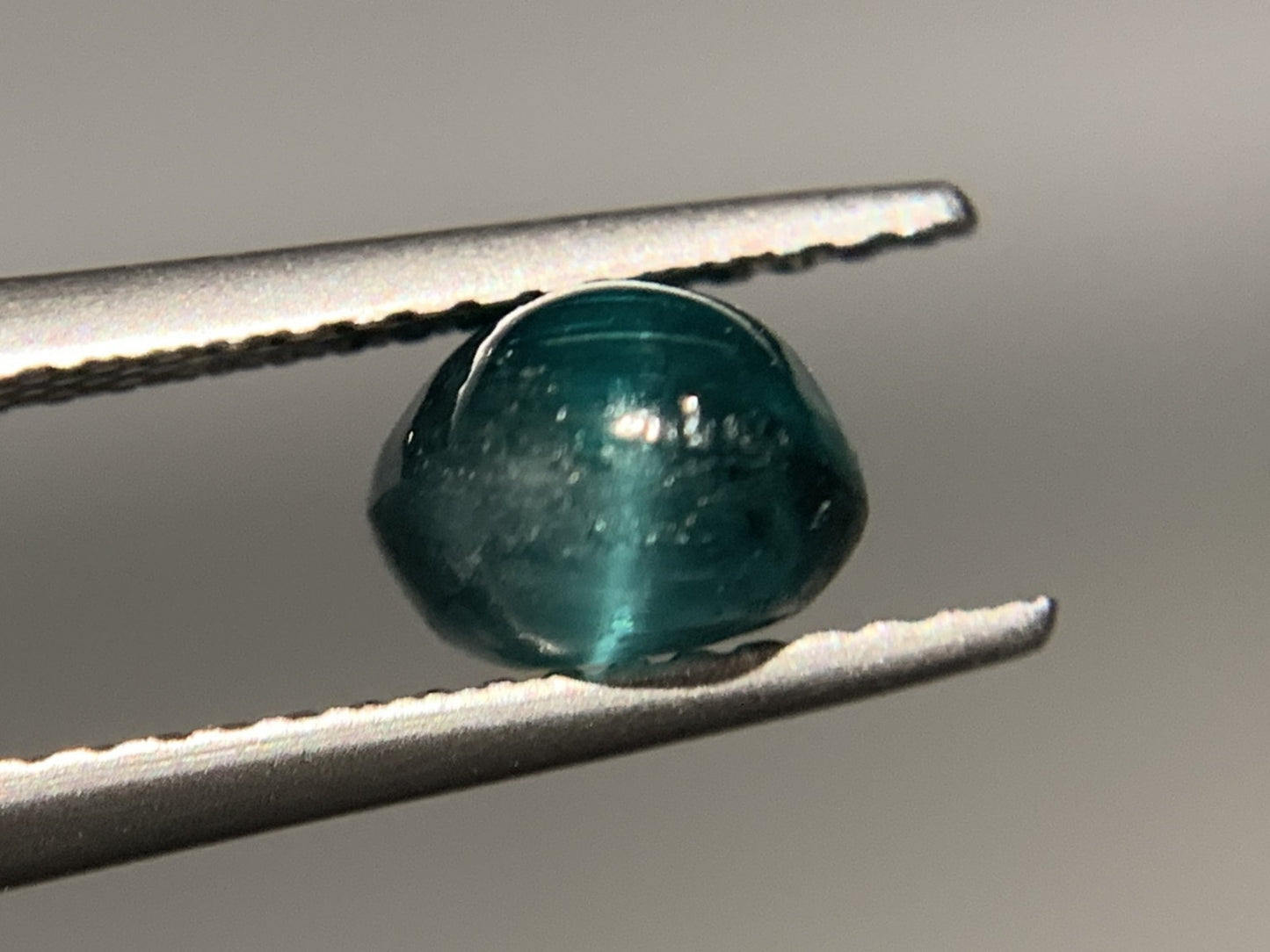 トルマリンキャッツアイ 1.886ct 宝石ソーティング付き  7.7㎜×5.8㎜×4.8㎜  ルース（ 裸石 ） 3330Y