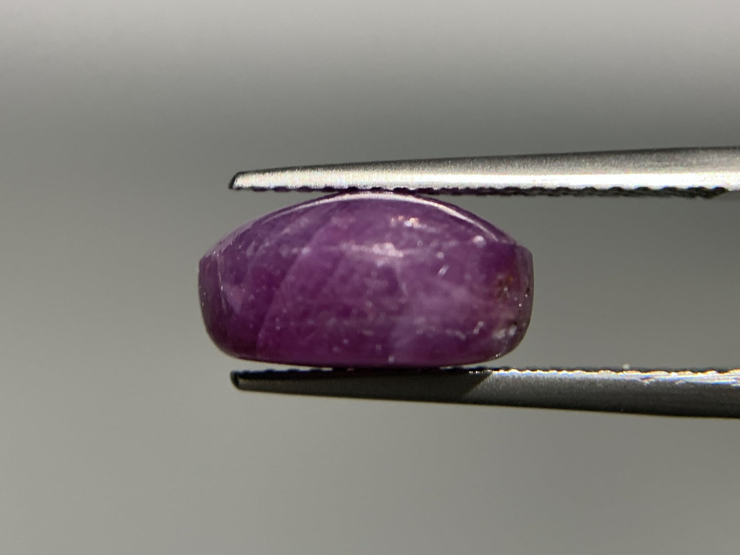 スターサファイア 8.675ct 宝石ソーティング付き  11.7㎜×9.8㎜×6.4㎜  ルース（ 裸石 ） 3320Y