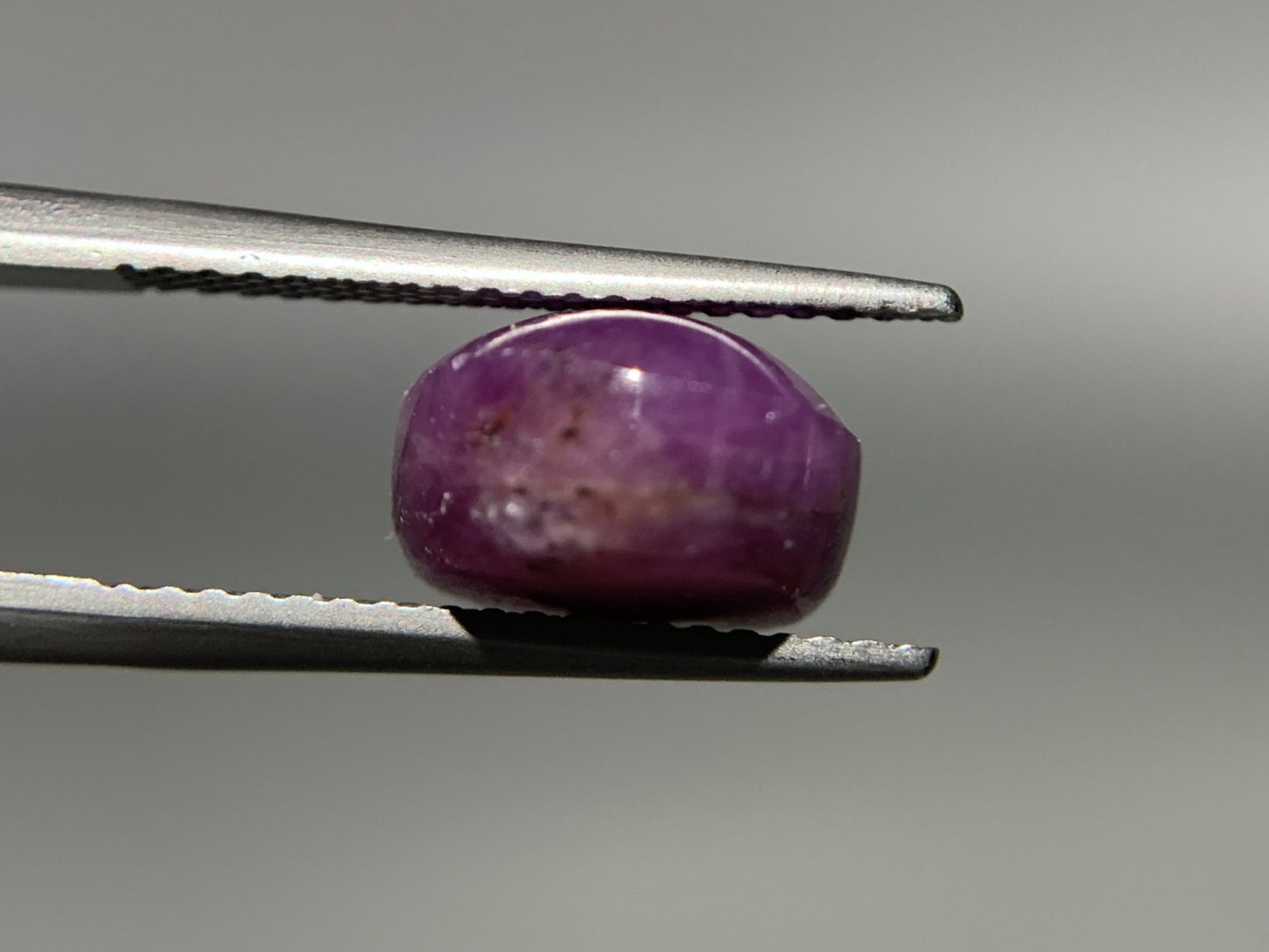 スターサファイア 8.675ct 宝石ソーティング付き  11.7㎜×9.8㎜×6.4㎜  ルース（ 裸石 ） 3320Y