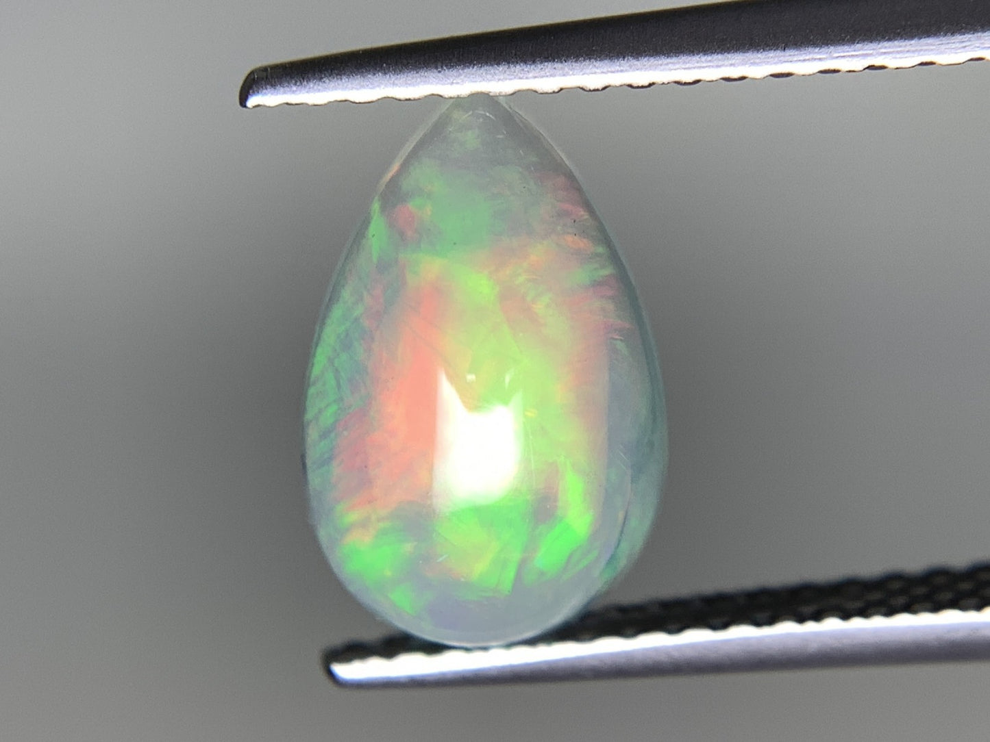 オパール 1.275ct  宝石ソーティング付き  11.1㎜×6.9㎜×3.7㎜  天然 ルース（ 裸石 ） 4540Y