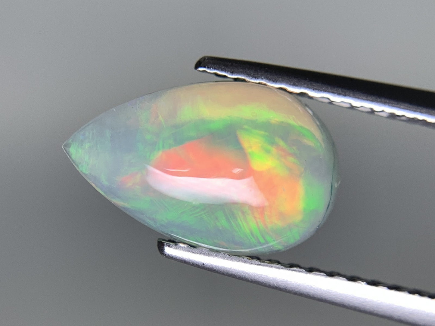 オパール 1.275ct  宝石ソーティング付き  11.1㎜×6.9㎜×3.7㎜  天然 ルース（ 裸石 ） 4540Y