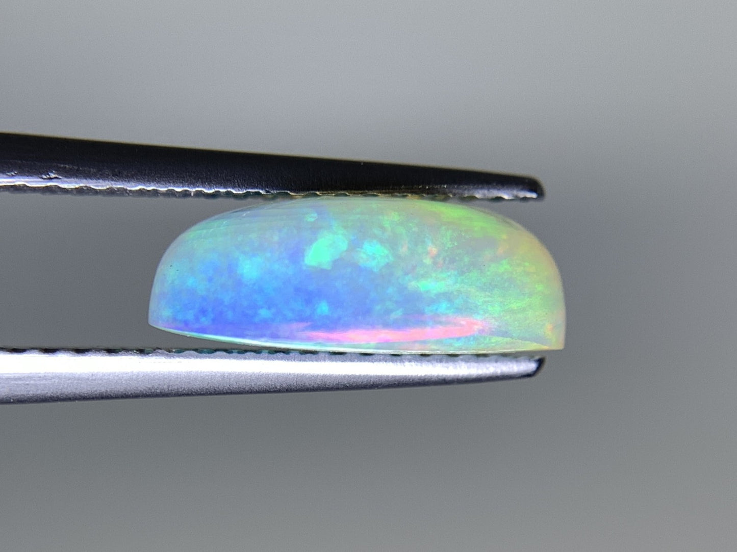 オパール 2.590ct 宝石ソーティング付き 12.2㎜×7.9㎜×4.5㎜ 天然 ルース（ 裸石 ） 4417Y