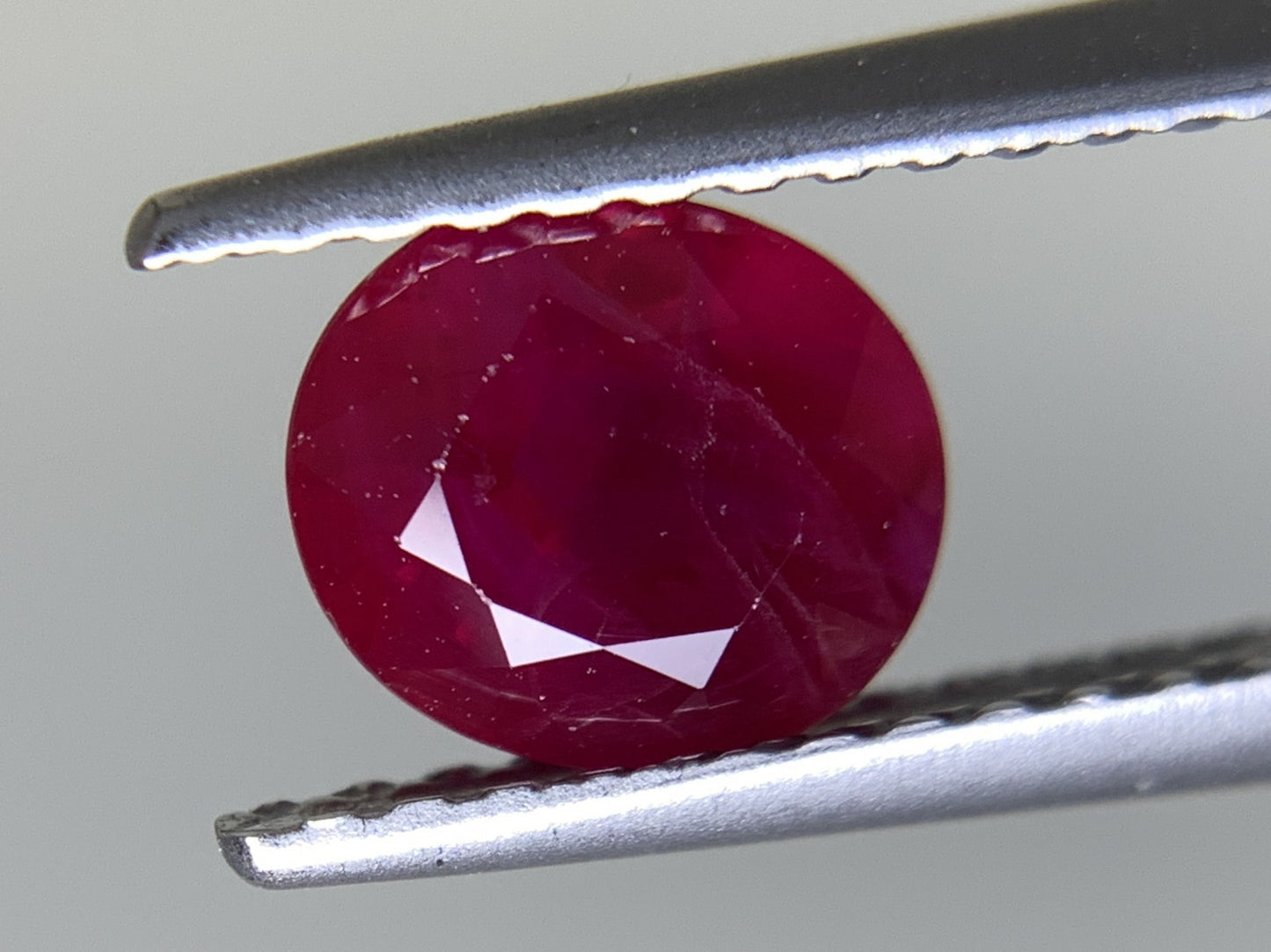 ルビー  天然  1.274ct  中央宝石ソーティング付き  6.30㎜×5.55㎜×4.09㎜   ルース（ 裸石 ） 5599Y