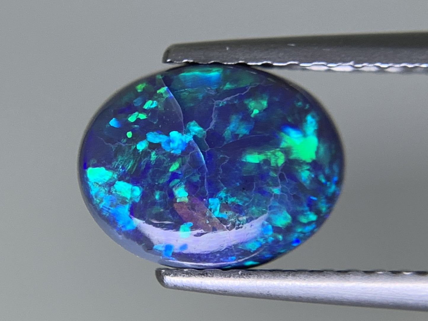 ブラックオパール 天然 1.622ct ※カン有り 中央宝石ソーティング付き 9.0㎜×7.0㎜×4.3㎜ ルース（ 裸石 ） 8198Y