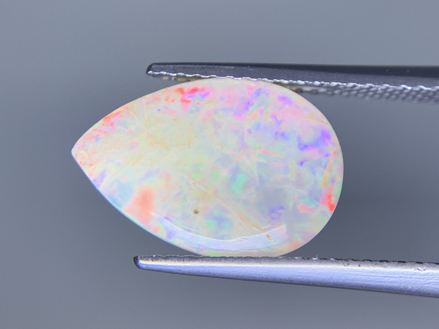 オパール 2.889ct 宝石ソーティング付き  14.1㎜×9.7㎜×4.9㎜  ルース（ 裸石 ） 3371Y