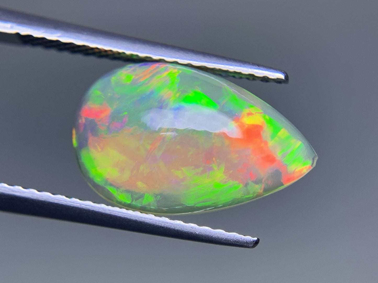 オパール 2.818ct 宝石ソーティング付き  15.0㎜×9.6㎜×4.4㎜  ルース（ 裸石 ） 3328Y