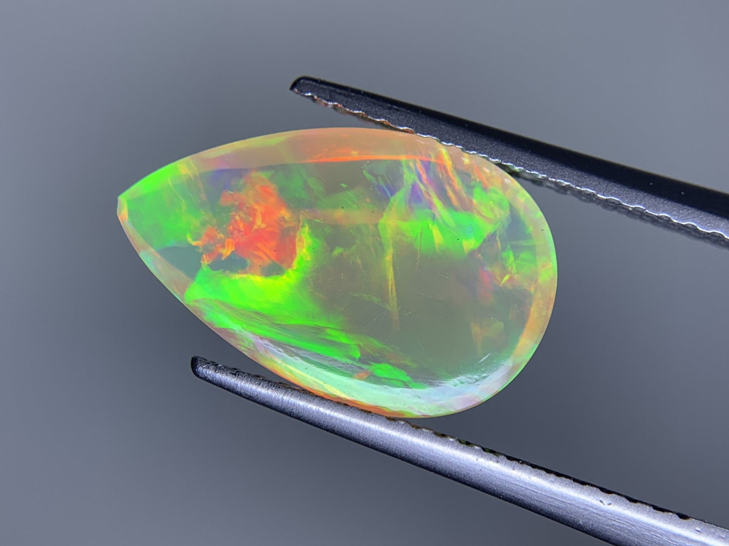 オパール 2.818ct 宝石ソーティング付き  15.0㎜×9.6㎜×4.4㎜  ルース（ 裸石 ） 3328Y