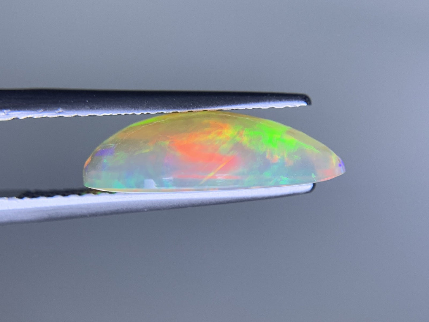オパール 2.818ct 宝石ソーティング付き  15.0㎜×9.6㎜×4.4㎜  ルース（ 裸石 ） 3328Y