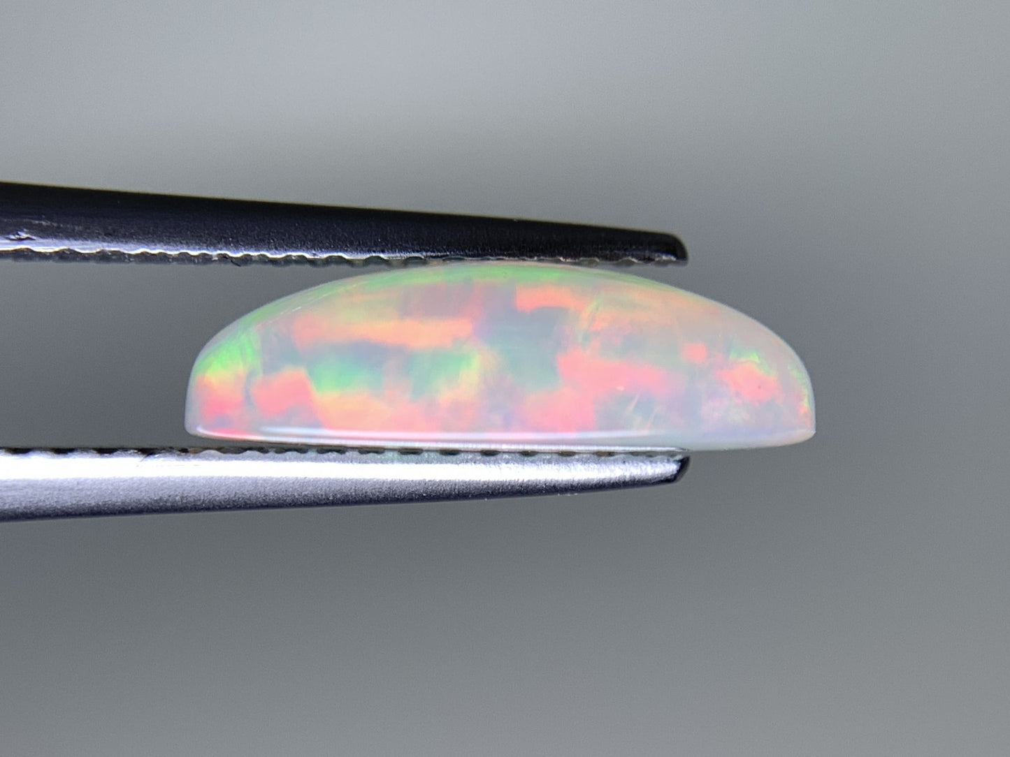 オパール 2.329ct 宝石ソーティング付き 13.7㎜×7.4㎜×4.2㎜ 天然 ルース（ 裸石 ） 4572Y