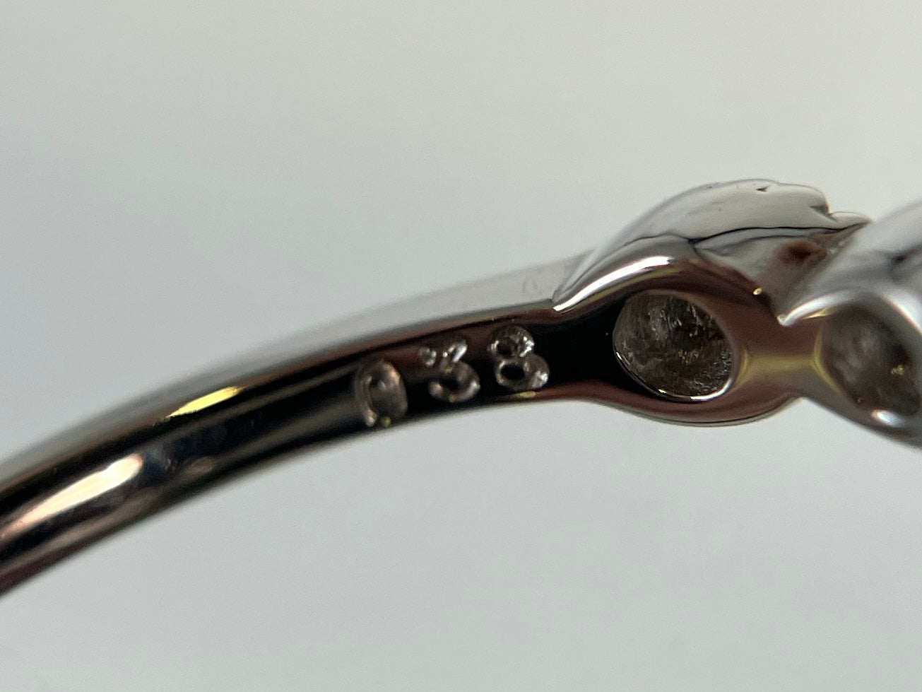 ルビー 2.03ct 非加熱 No heat GIA鑑別書 D0.38ct PT900 4.4g 指輪 （JP9号） サイズ直し無料 8370K
