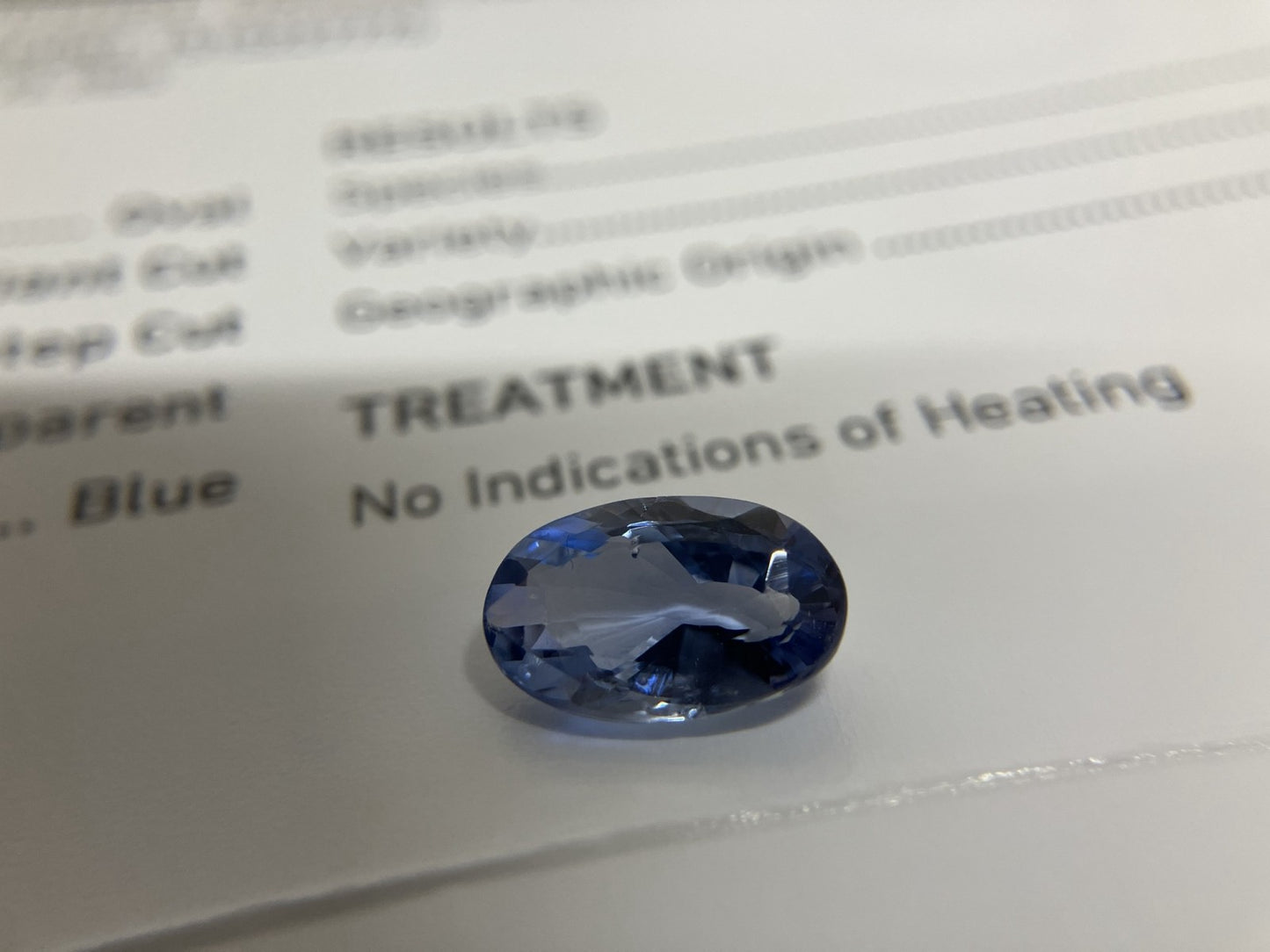 サファイア 4.02ct GIA鑑別書付き 非加熱 スリランカ産 12.26㎜×7.66㎜×4.78㎜ ルース（ 裸石 ） 3688S