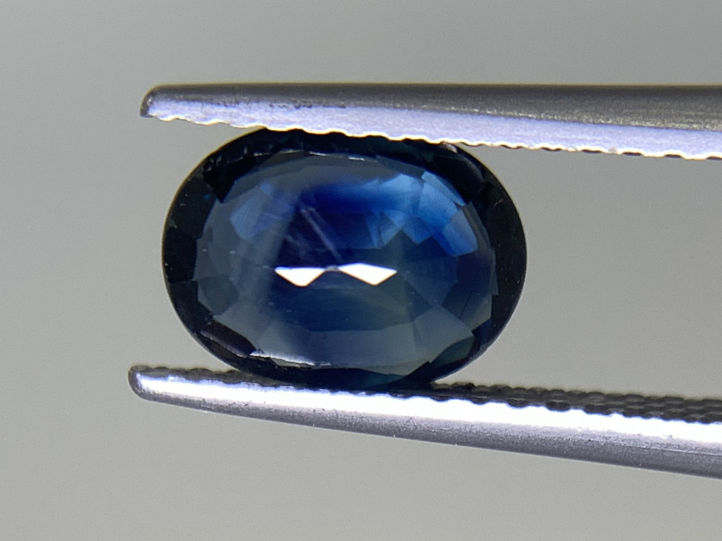 サファイア 1.466ct 宝石ソーティング付き  8.0㎜×6.1㎜×2.9㎜ ルース（ 裸石 ） 1859Y