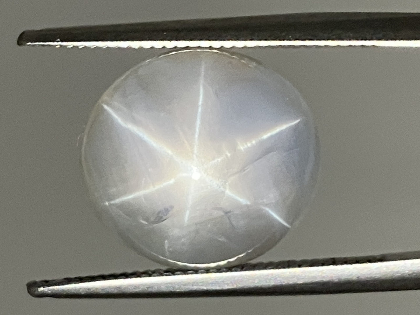 スターサファイア 天然  14.750ct  中央宝石ソーティング付き  12.6㎜×11.7㎜×9.3㎜  ルース（ 裸石 ） 6110YY