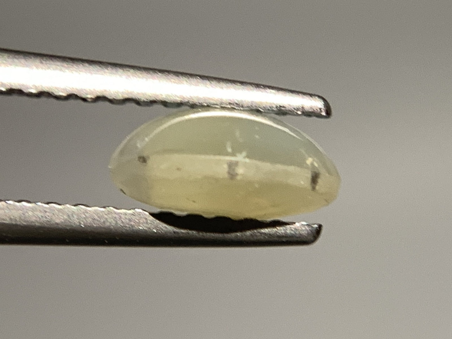 クリソベリルキャッツアイ 1.245ct  宝石ソーティング付き  7.0㎜×5.4㎜×3.3㎜ 天然 ルース（ 裸石 ） 4669Y