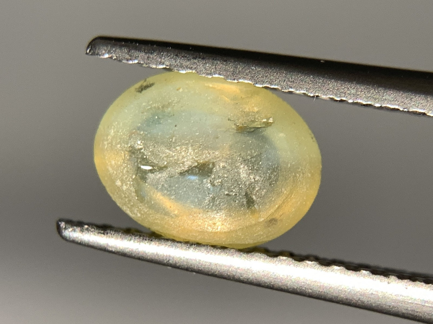 クリソベリルキャッツアイ 1.460ct  宝石ソーティング付き  7.3㎜×5.5㎜×3.7㎜ 天然 ルース（ 裸石 ） 4757Y