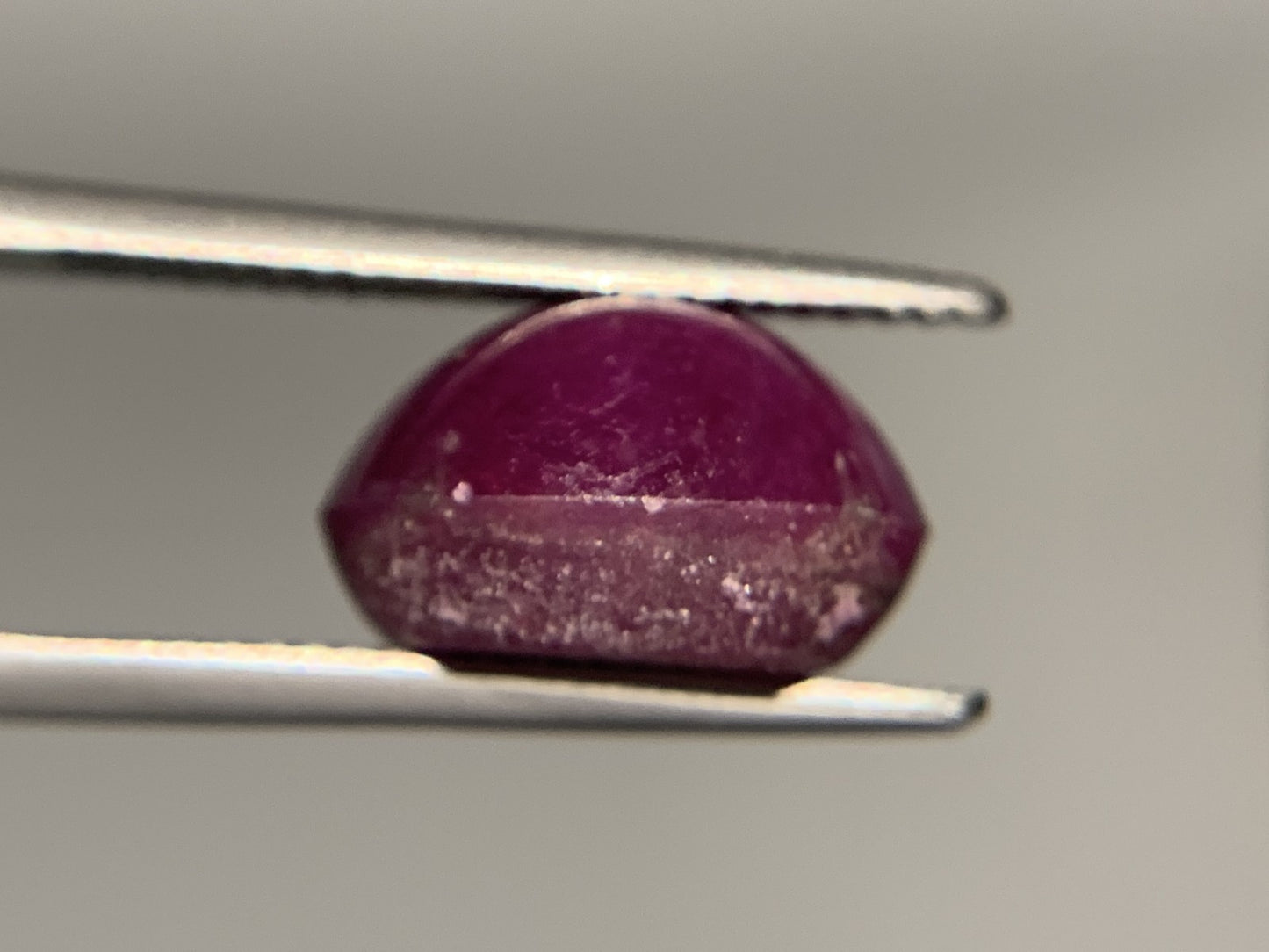 スタールビー 10.828ct  宝石ソーティング付き  12.7㎜×10.6㎜×7.7㎜  ルース（ 裸石 ） 4106Y