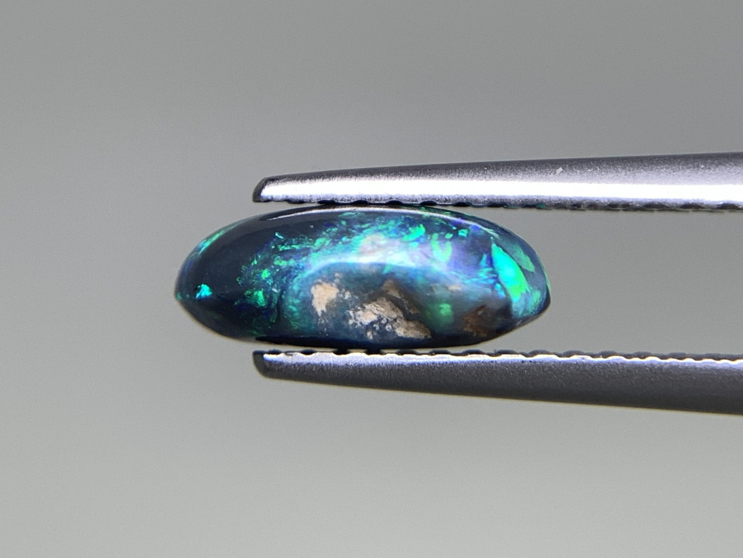 ブラックオパール 1.299ct 中央宝石ソーティング付き 9.6㎜×6.1㎜×3.7㎜ 天然 ルース（ 裸石 ） 4661Y