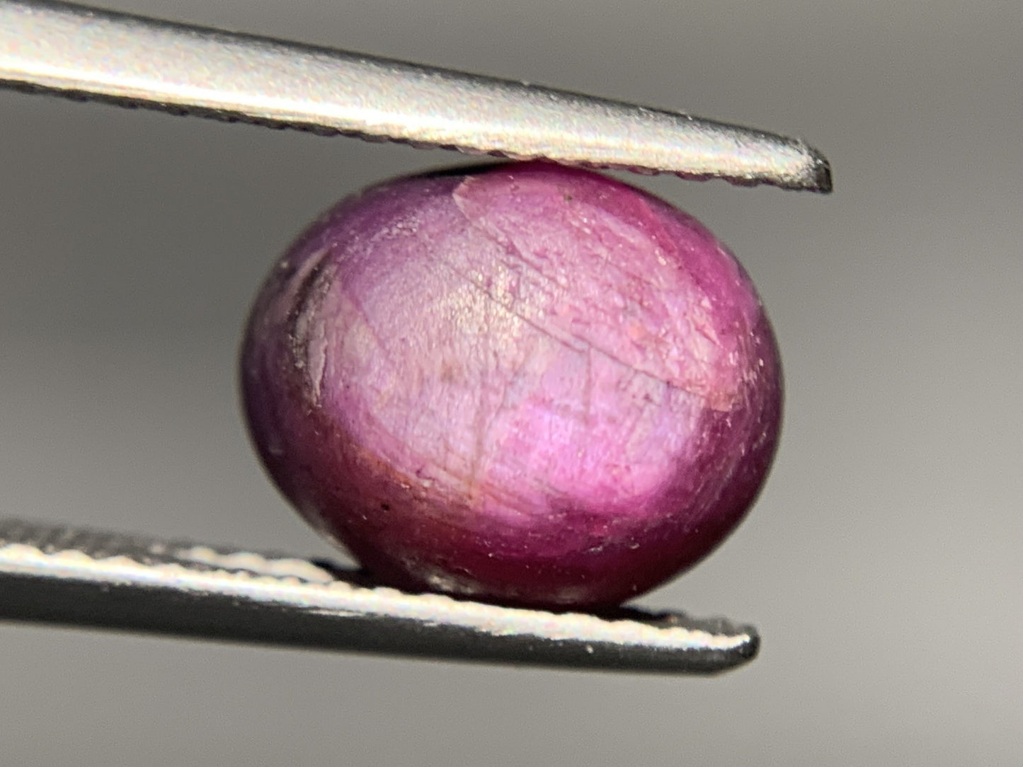 スタールビー 6.188ct  宝石ソーティング付き  9.7㎜×8.2㎜×7.8㎜  ルース（ 裸石 ） 4118Y