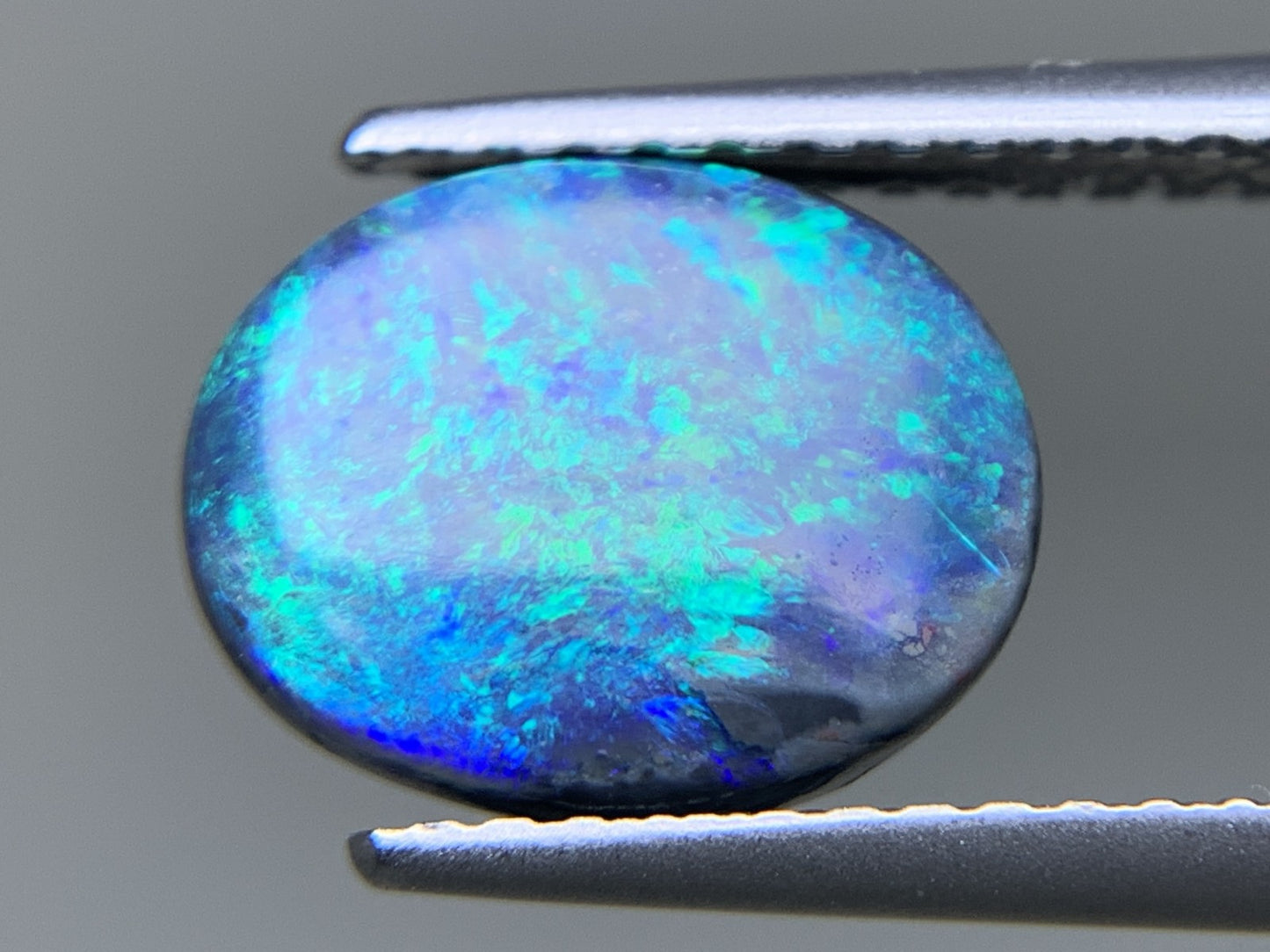 ブラックオパール 天然 1.313ct 中央宝石ソーティング付き 9.9㎜×7.8㎜×2.3㎜ ルース（ 裸石 ） 6482Y