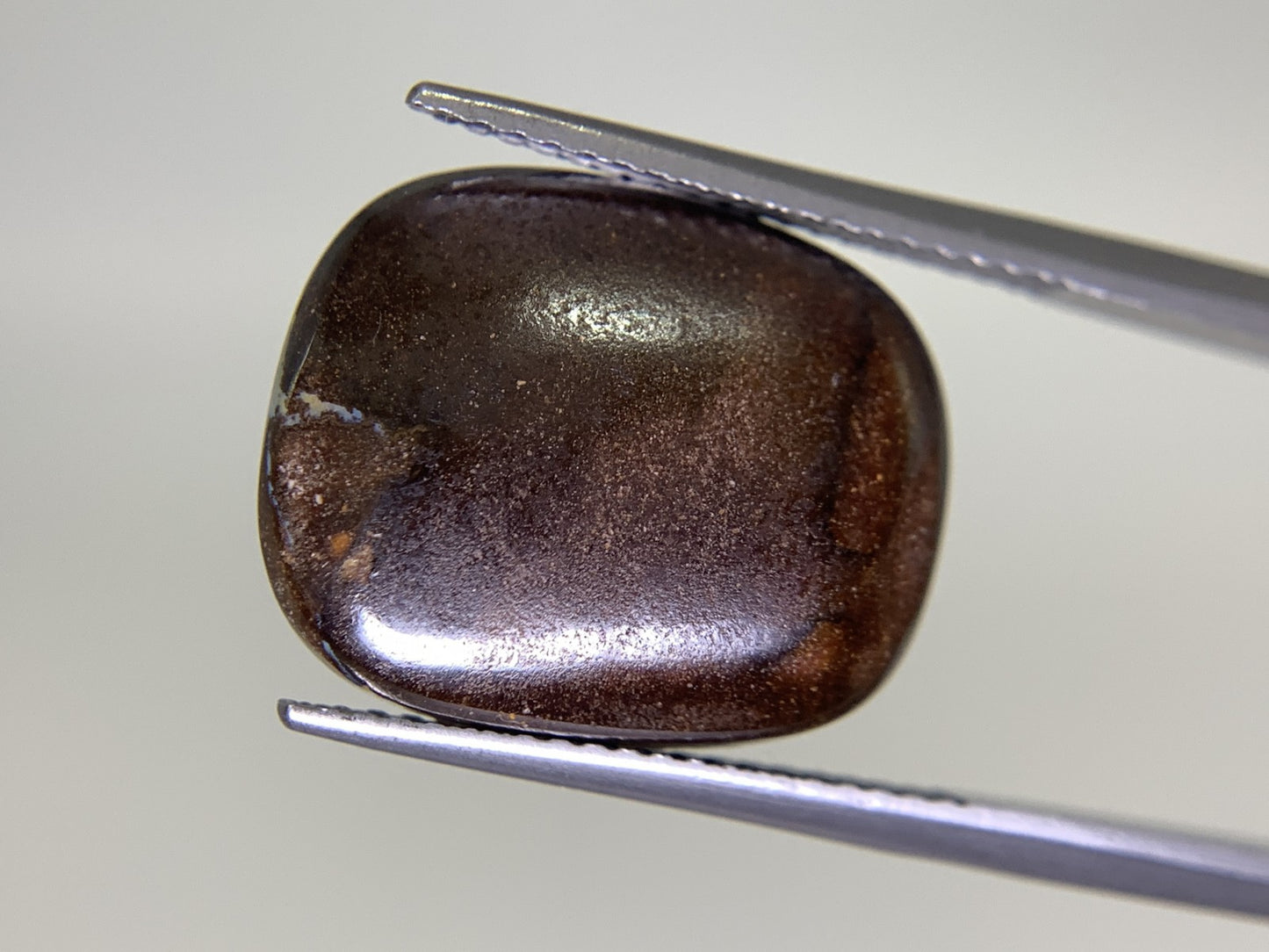 ボルダーオパール 8.047ct 宝石ソーティング付き  16.8㎜×14.0㎜×4.0㎜ ルース（ 裸石 ） 2220Y