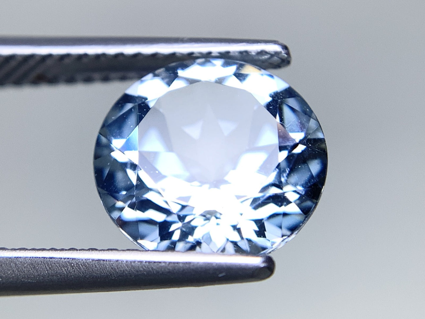 アクアマリン 天然 3.327ct 宝石ソーティング付き 10.1㎜×10.1㎜×6.2㎜ ルース（ 裸石 ） 7372Y
