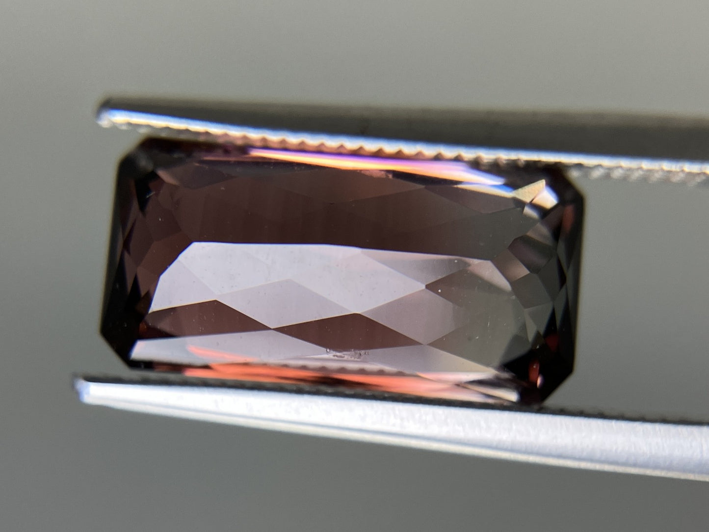 パーティーカラードトルマリン　天然 6.275ct 中央宝石ソーティング付き 14.63㎜×7.36㎜×6.62㎜ 天然 ルース（ 裸石 ） 6268YY