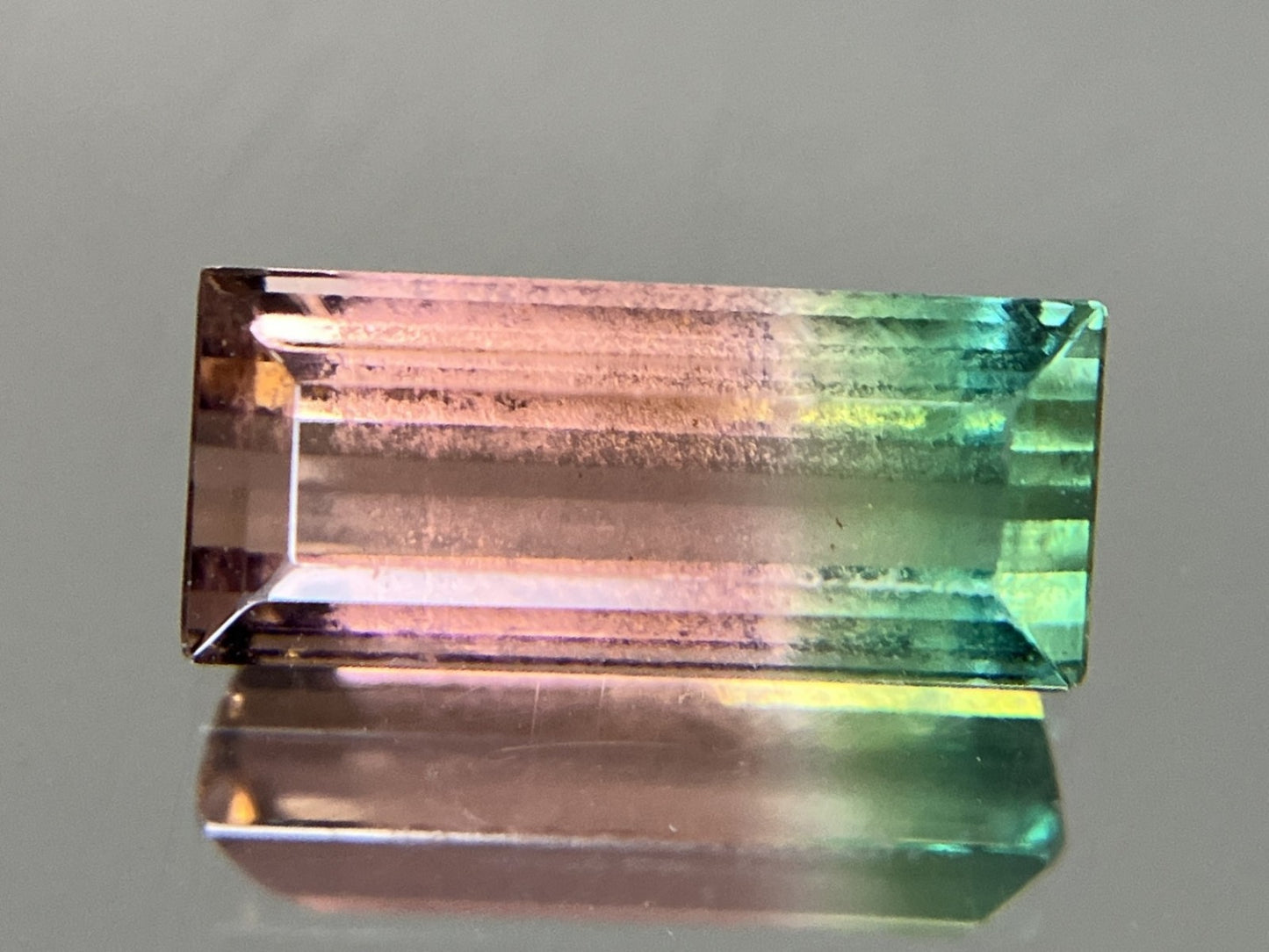 トルマリン (バイカラー) 天然 2.049ct 宝石ソーティング付き 10.7㎜×4.6㎜×4.0㎜ ルース（ 裸石 ） 6370YY