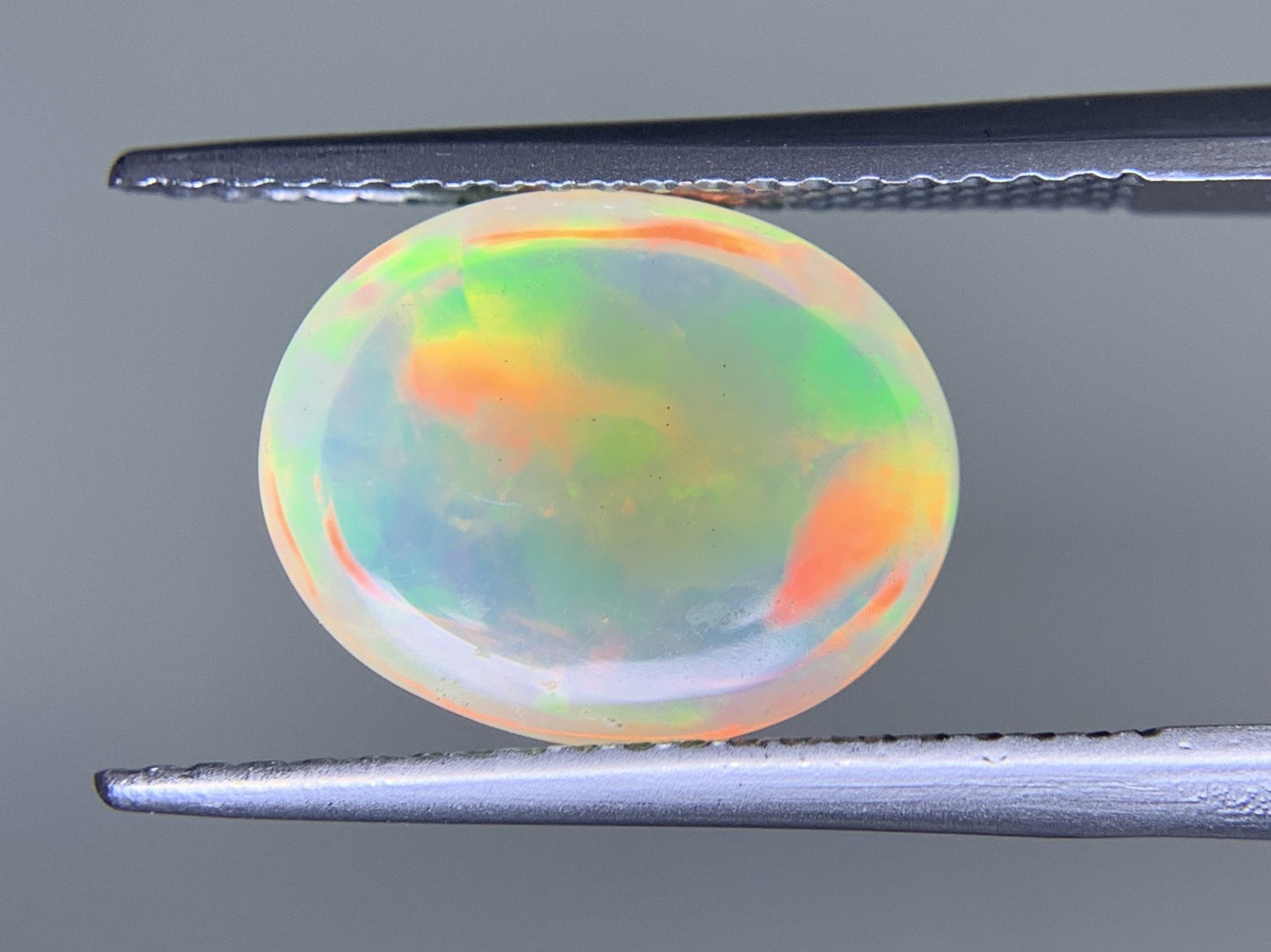 オパール 2.669ct 宝石ソーティング付き  11.3㎜×9.2㎜×5.1㎜  ルース（ 裸石 ） 3339Y