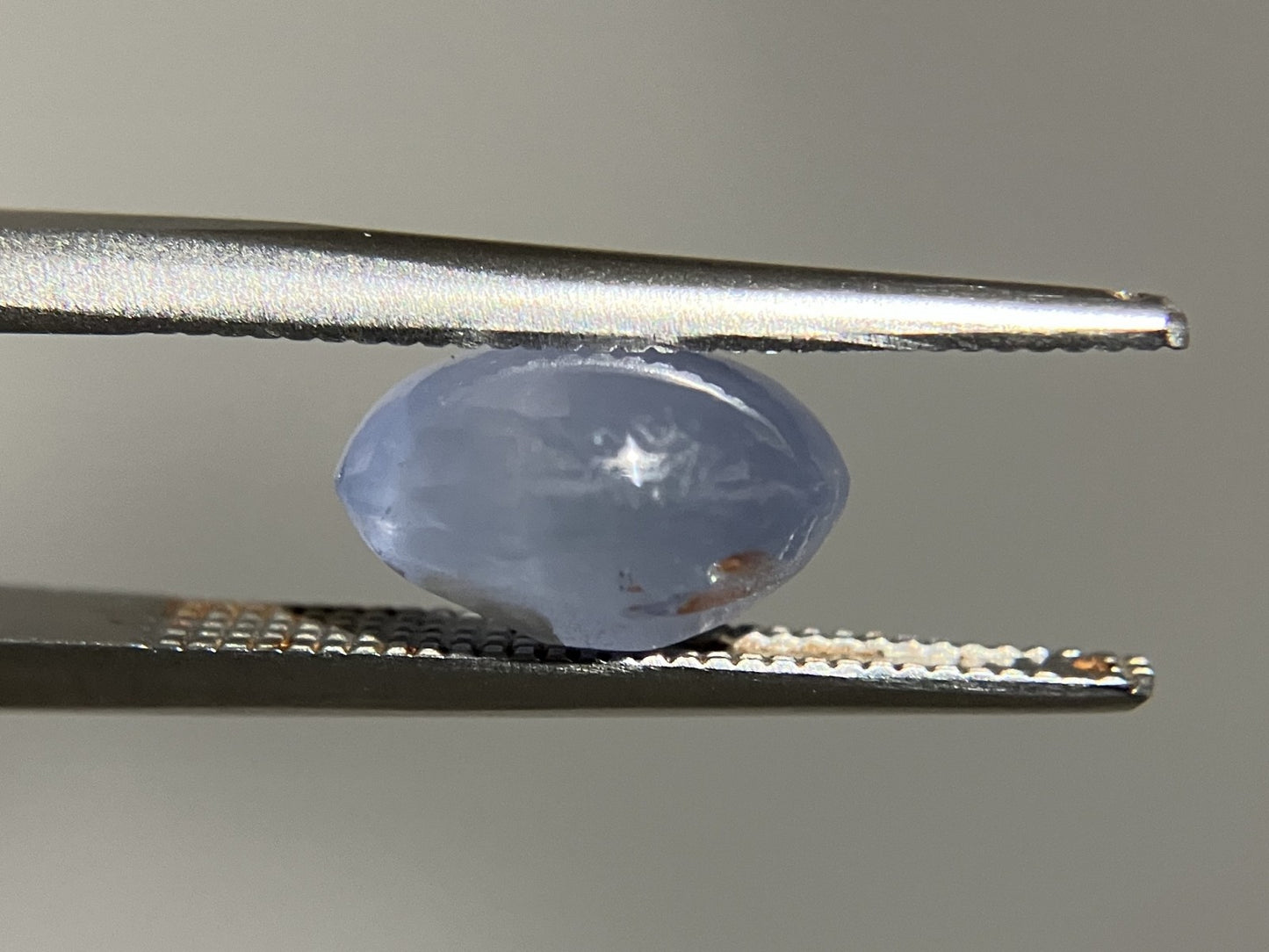 スターサファイア 天然 4.300ct 宝石ソーティング付き 9.5㎜×7.6㎜×5.6㎜ ルース（ 裸石 ） 6396YY