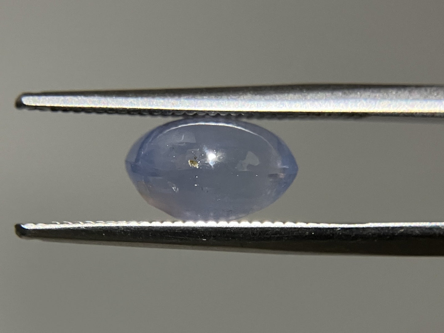 スターサファイア 天然 4.300ct 宝石ソーティング付き 9.5㎜×7.6㎜×5.6㎜ ルース（ 裸石 ） 6396YY