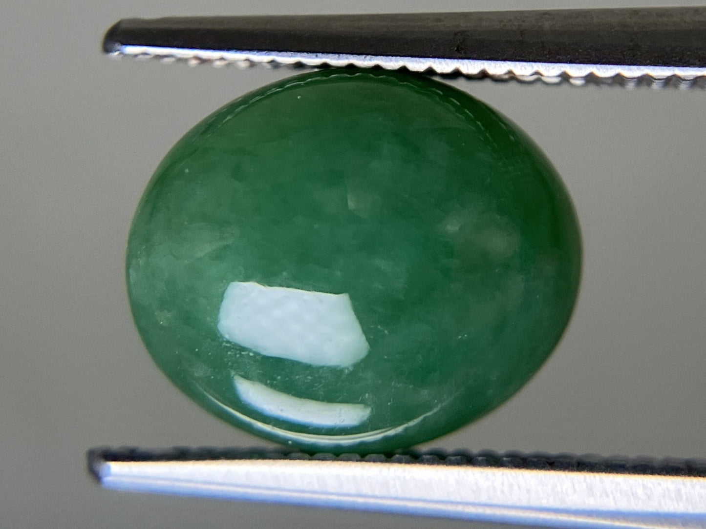 ヒスイ 翡翠 天然 4.795ct 宝石ソーティング付き 10.7㎜×8.9㎜×5.3㎜ ルース（ 裸石 ） 6214YY