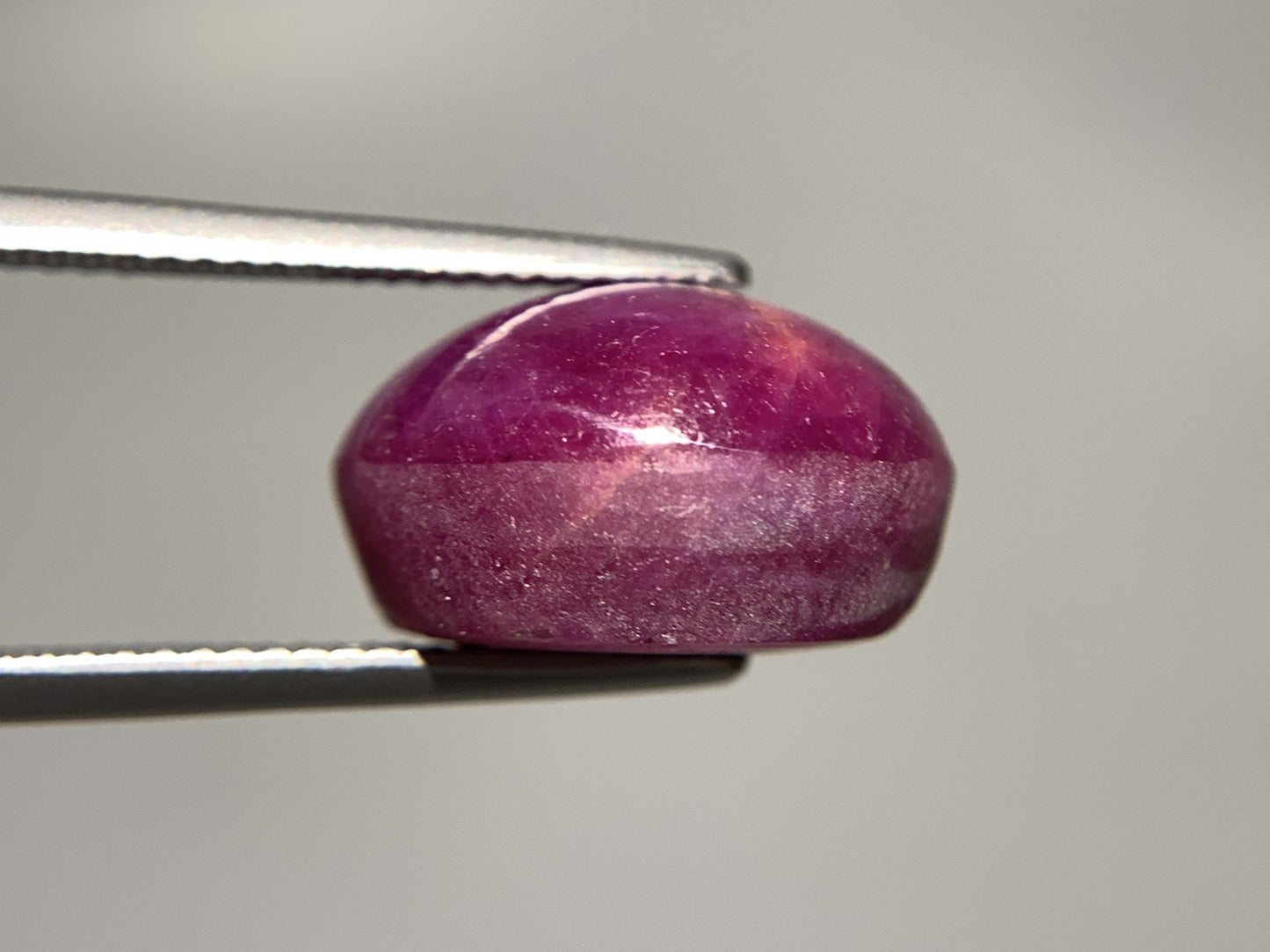 スタールビー 天然 24.828ct 宝石ソーティング付き 15.7㎜×14.6㎜×9.5㎜ ルース（ 裸石 ） 7402Y