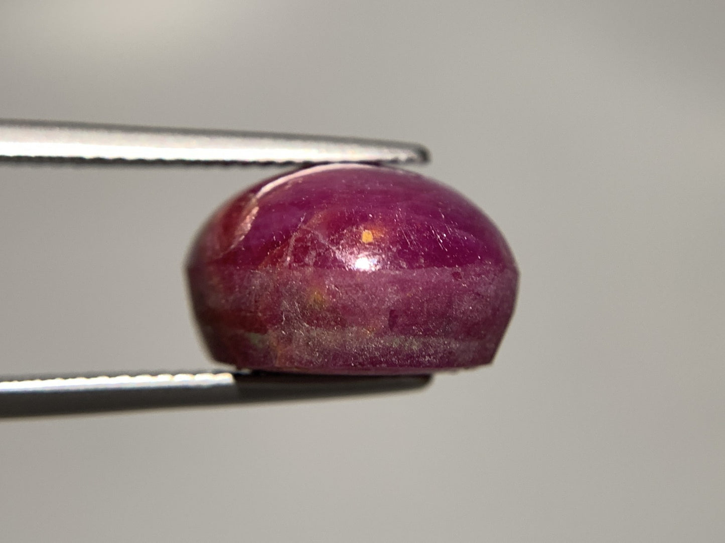 スタールビー 天然 24.828ct 宝石ソーティング付き 15.7㎜×14.6㎜×9.5㎜ ルース（ 裸石 ） 7402Y
