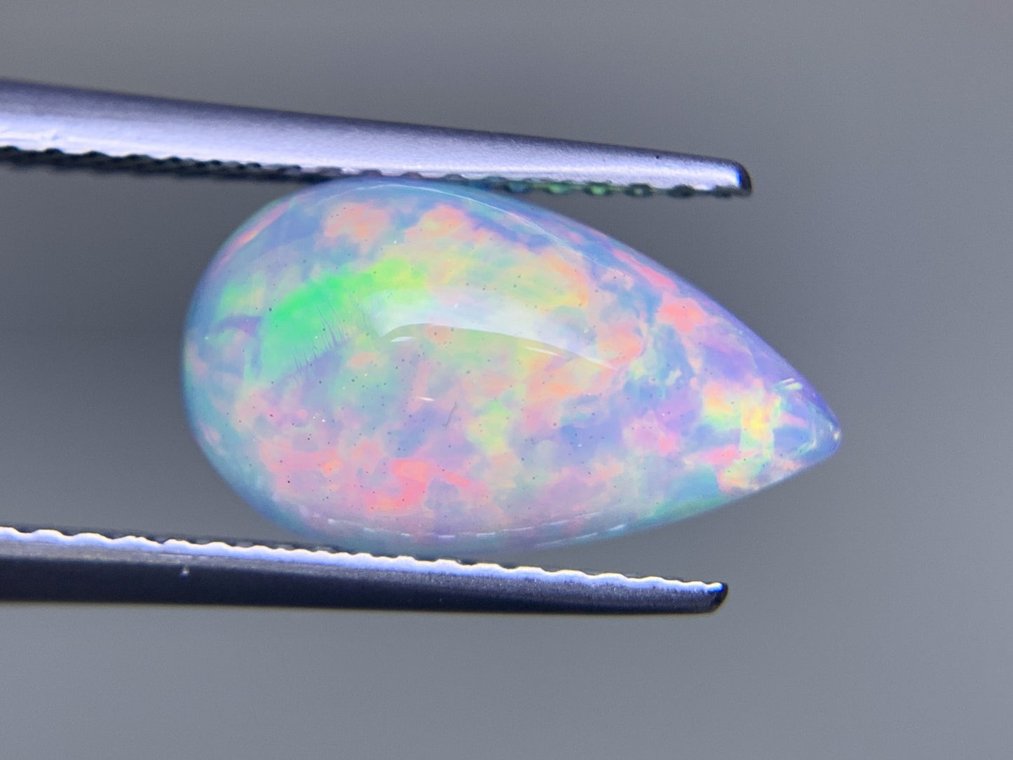 オパール 2.056ct 宝石ソーティング付き  13.7㎜×7.8㎜×4.5㎜  ルース（ 裸石 ） 3347Y