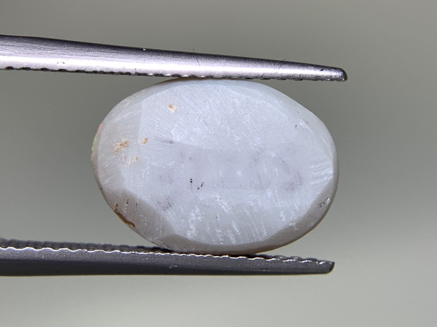 ブラックオパール 2.483ct  中央宝石ソーティング付き  12.7㎜×9.1㎜×3.2㎜  天然 ルース（ 裸石 ） 4722Y
