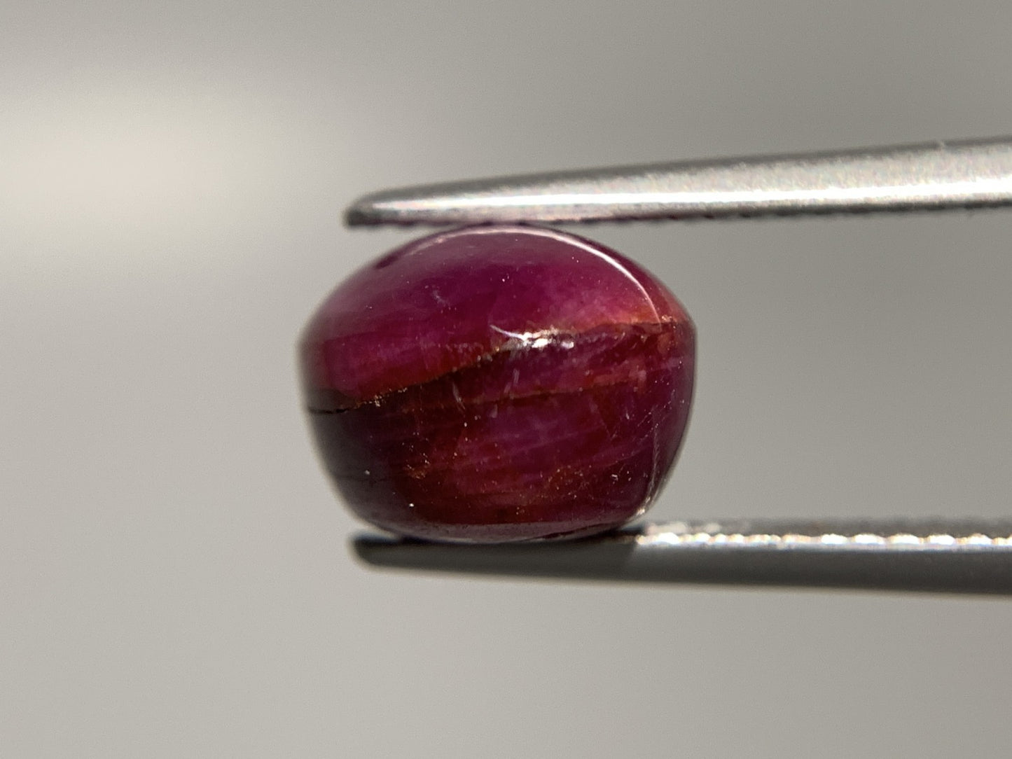 スタールビー 天然 10.203ct 宝石ソーティング付き 11.6㎜×9.8㎜×7.7㎜ ルース（ 裸石 ） 7407Y