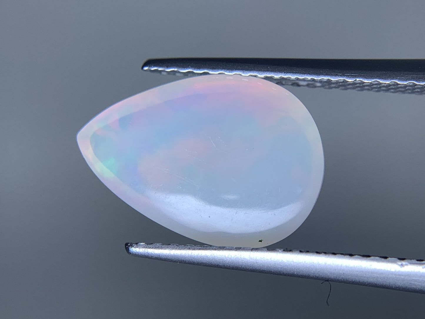 オパール 天然  2.595ct  宝石ソーティング付き  13.1㎜×9.1㎜×5.5㎜ ルース（ 裸石 ）  5141Y