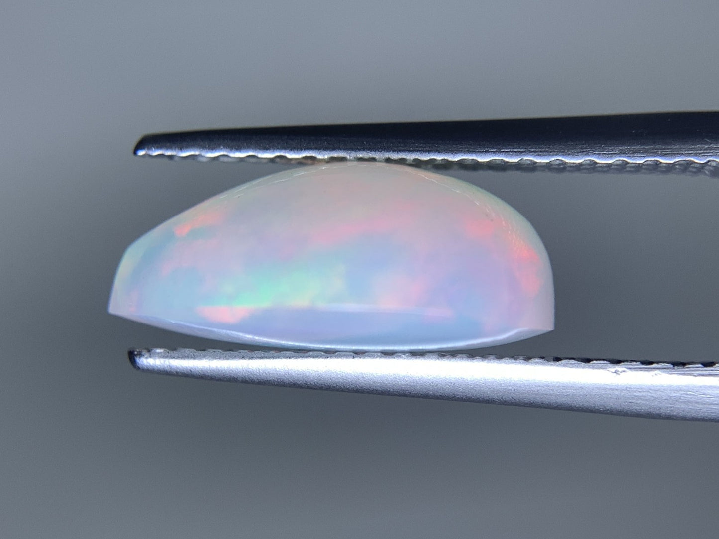 オパール 天然  2.595ct  宝石ソーティング付き  13.1㎜×9.1㎜×5.5㎜ ルース（ 裸石 ）  5141Y