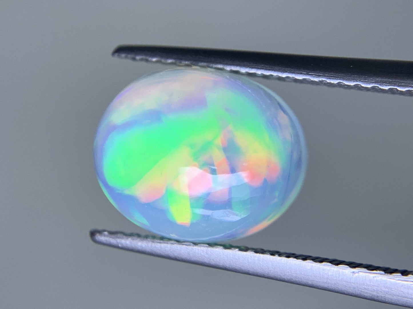 オパール 3.367ct 宝石ソーティング付き 11.1㎜×9.1㎜×6.1㎜ ルース（ 裸石 ） 4346Y