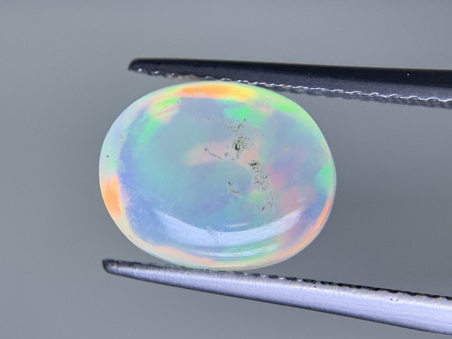 オパール 3.367ct 宝石ソーティング付き 11.1㎜×9.1㎜×6.1㎜ ルース（ 裸石 ） 4346Y