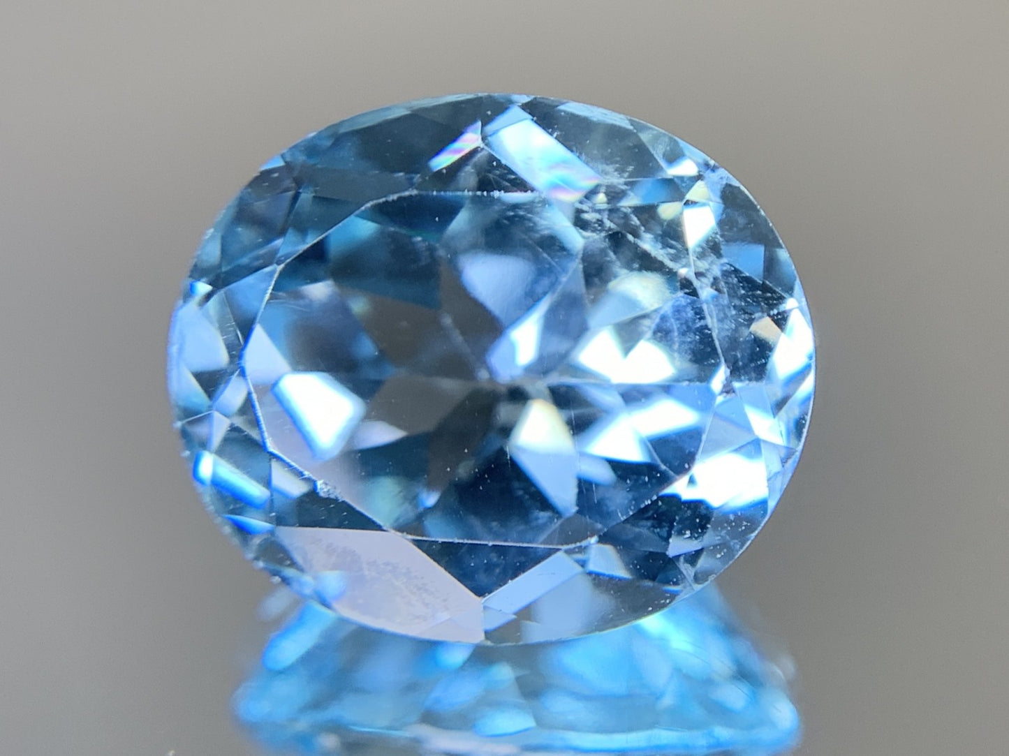 ブルートパーズ 天然 10.342ct 宝石ソーティング付き 14.0㎜×12.0㎜×8.4㎜ ルース（ 裸石 ） 6674Y